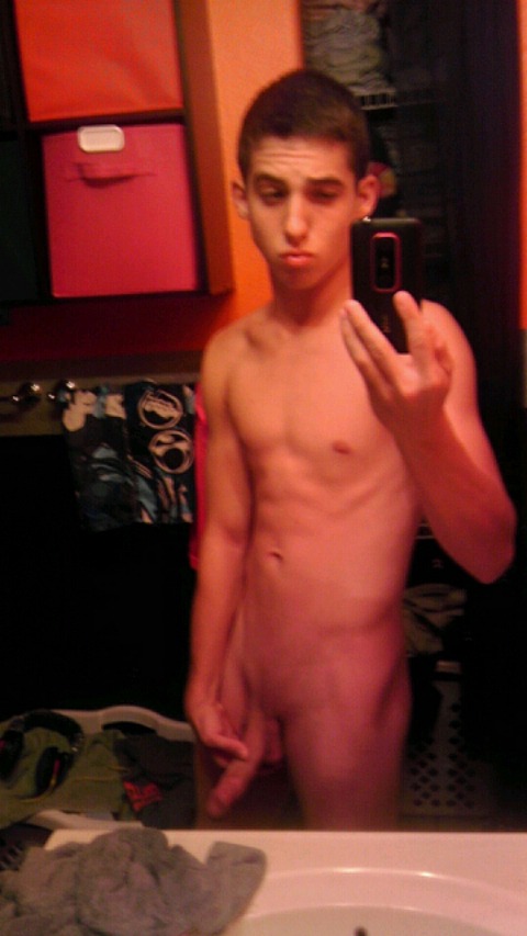 teen plays with his penis teen plays with his penis